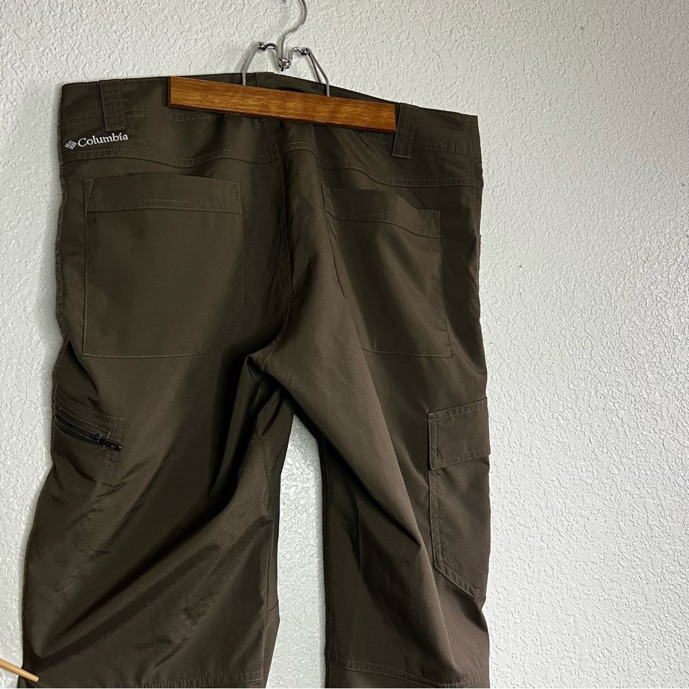 Columbia cargos sun protection